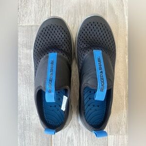 🌻 Men’s Rugged Shark Water Shoe Sneaker Size 8